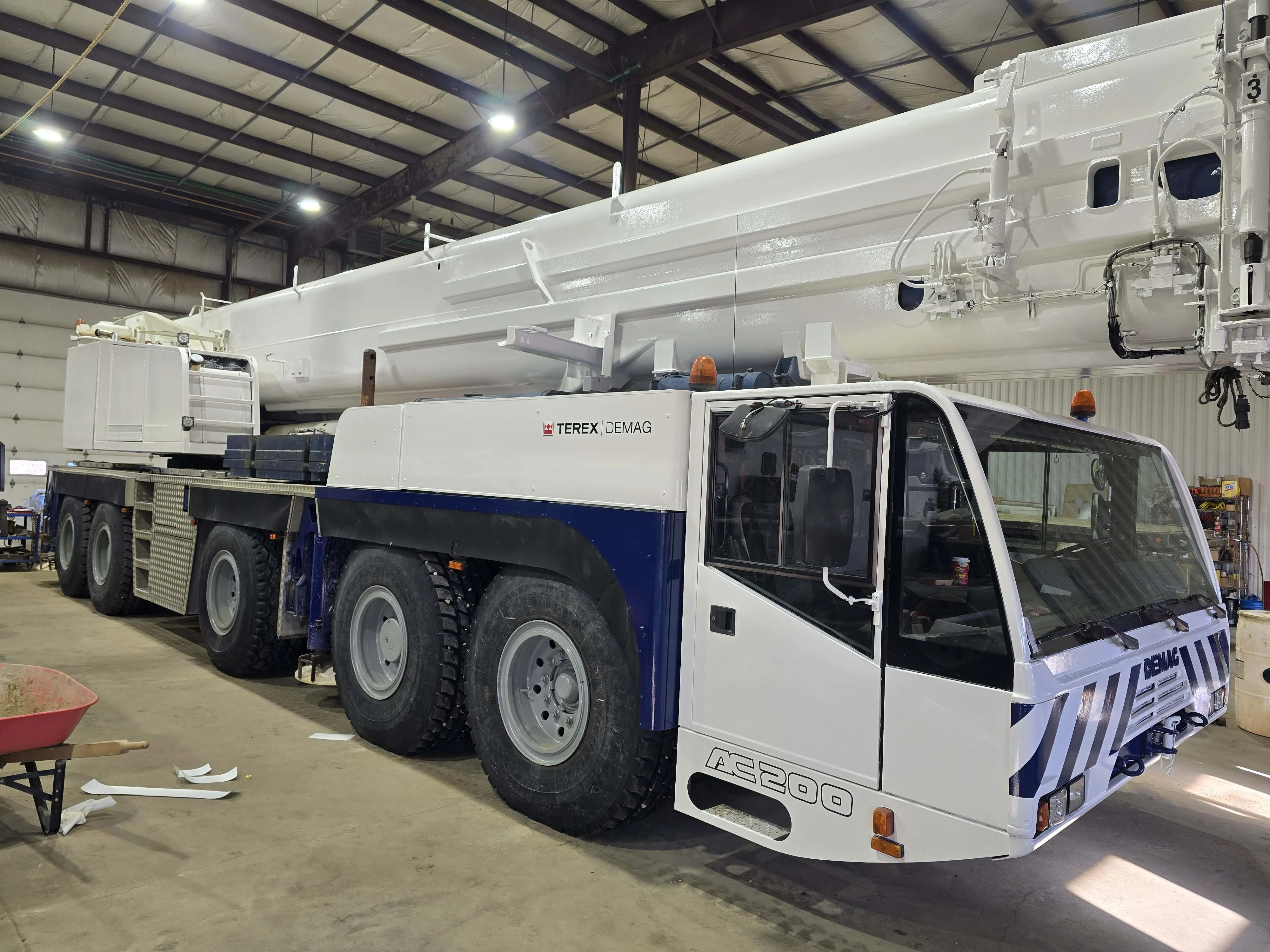 2000 DEMAG AC200 photo 1 of 29