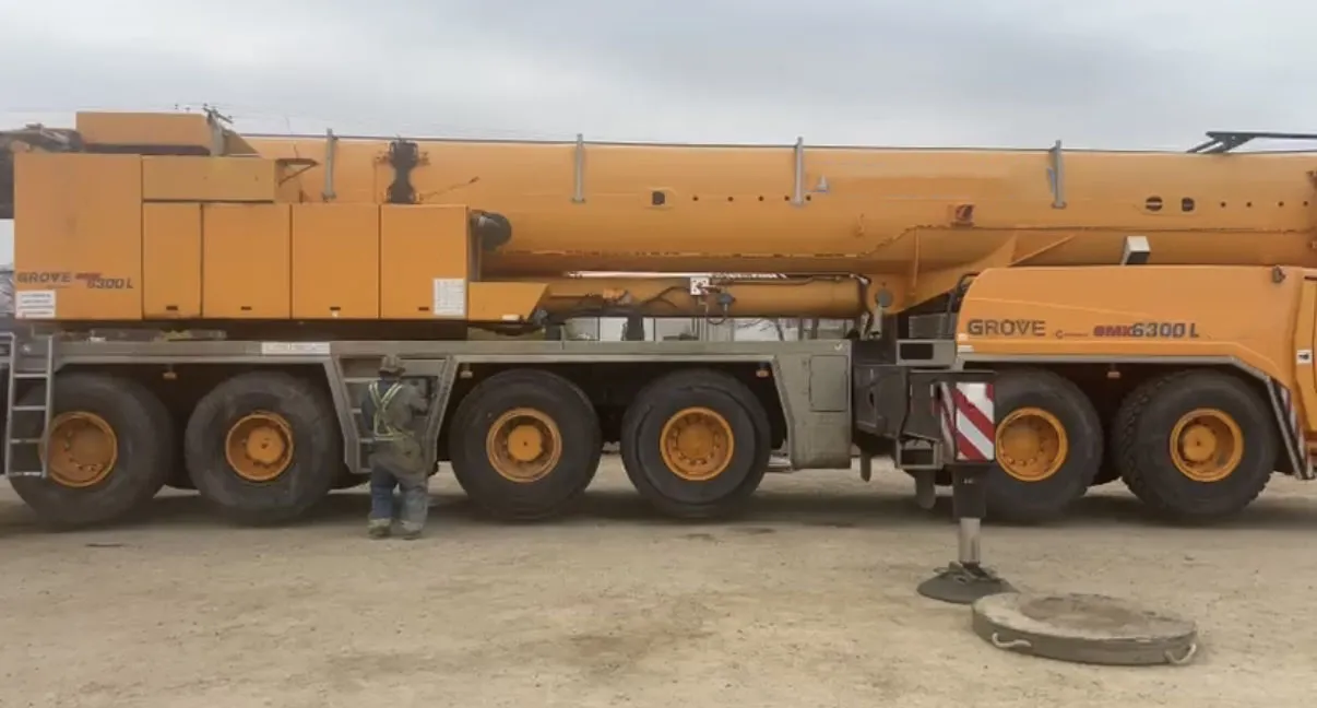 2012 GROVE GMK 6300L Crane